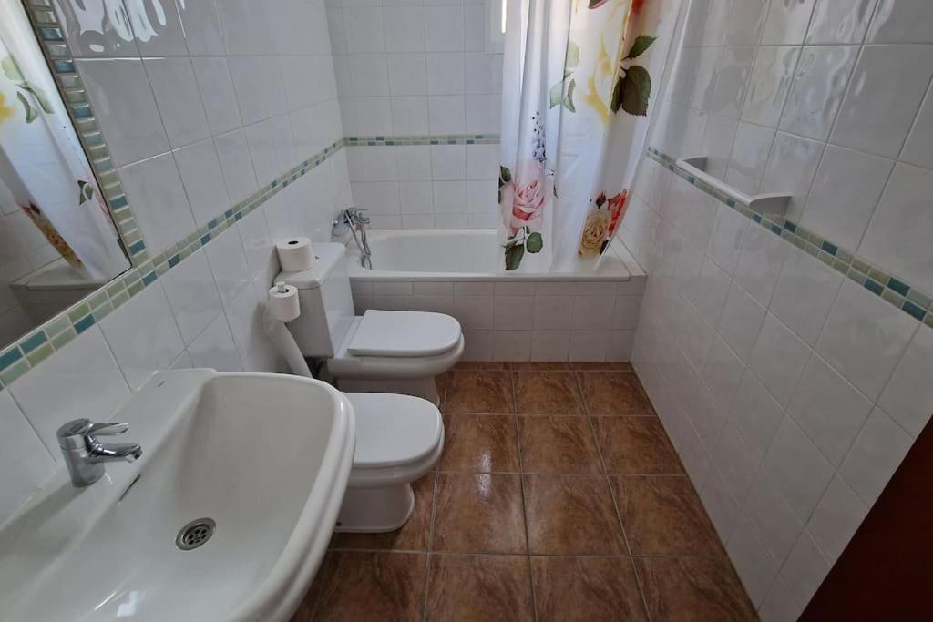 Bungalow Con Jardin Y Piscina Cerca De La Playa โอโรเปซาเดลมาร์ ภายนอก รูปภาพ